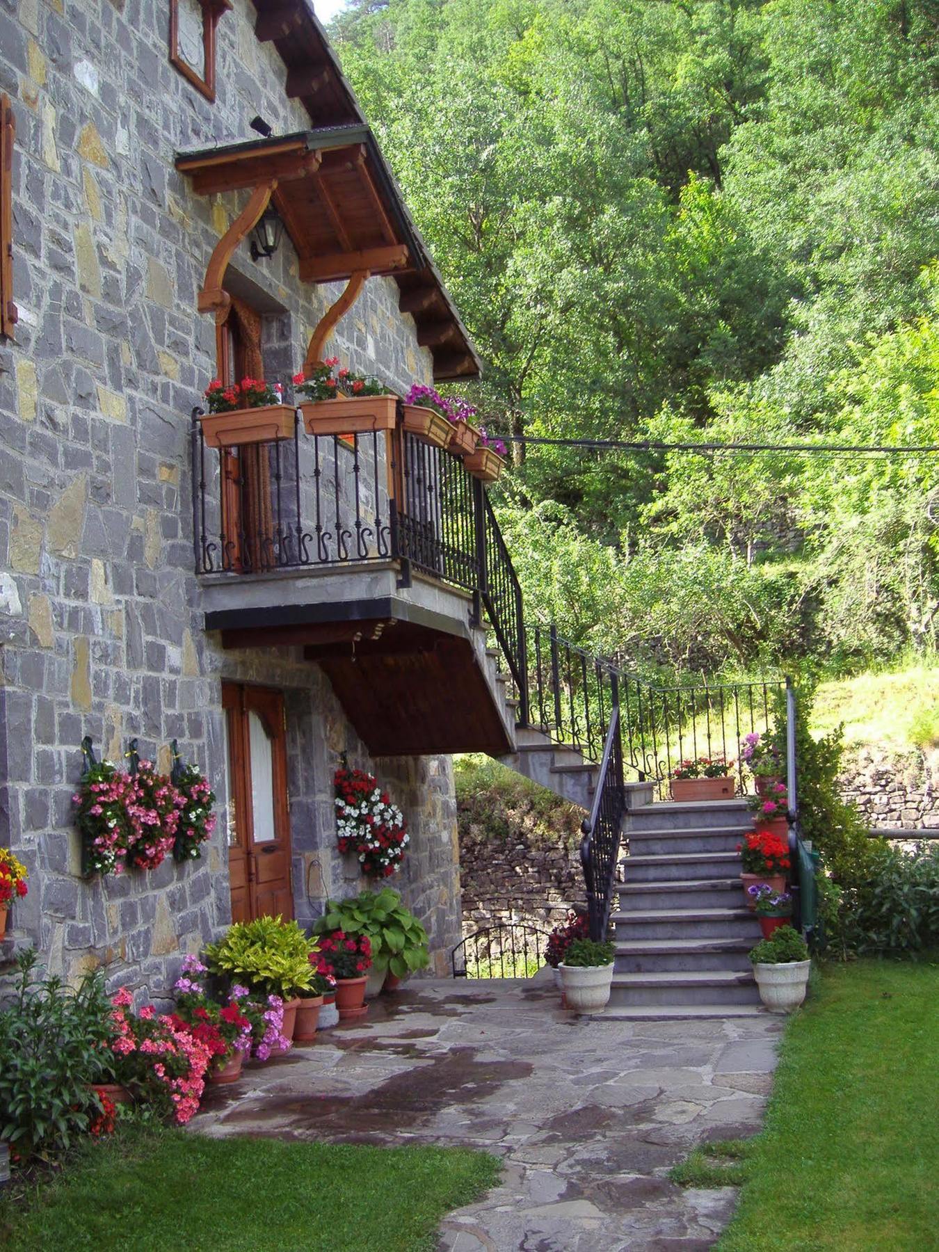 Casa Martin Ordesa * Sarvisé